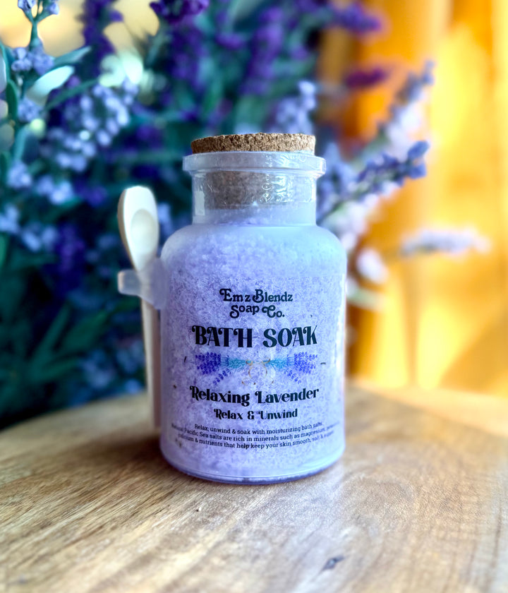 Relaxing Lavender | Moisturizing Bath Soak | Bath Salts Em'z Blendz Soap Co.