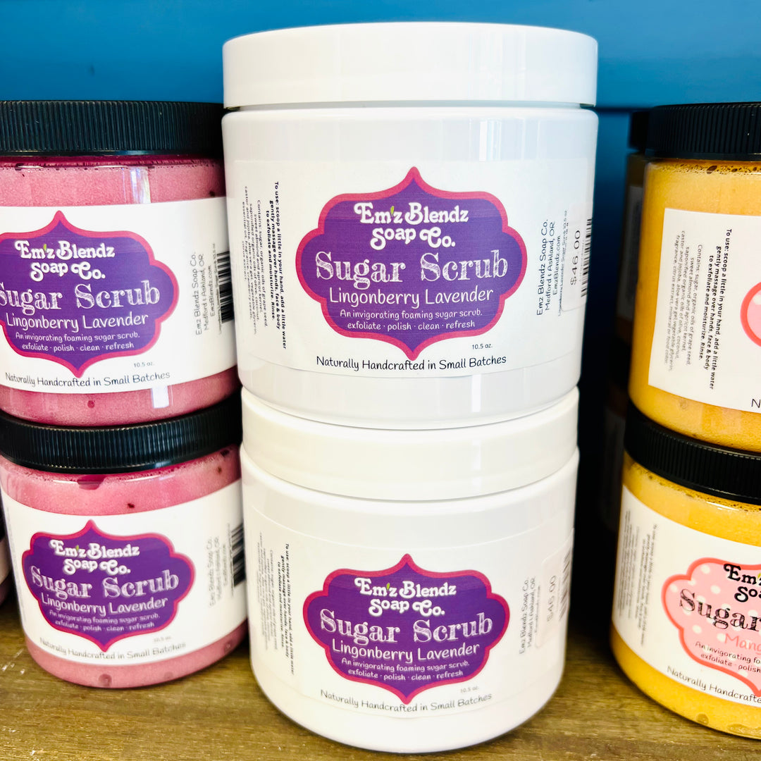 Lingonberry Lavender | Foaming Sugar Scrub Polish 20 oz Em'z Blendz Soap Co.