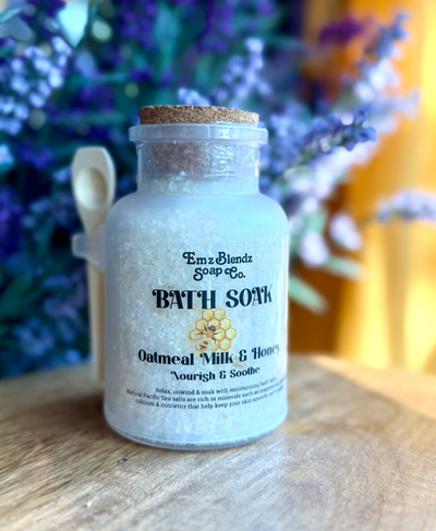 Oatmeal, Milk & Manuka Honey Bath Soak
