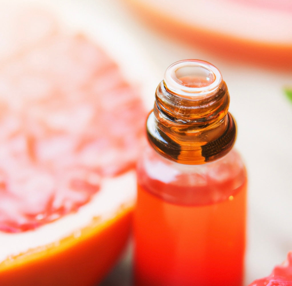 Pink Grapefruit Essential Oil    Em'z Blendz Soap Co.