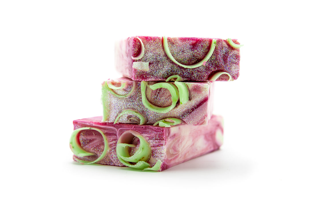 Peppermint Jingle Soap Bar Em'z Blendz Soap Co.