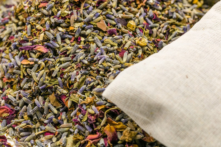 Herbal Lavender Tub Tea Em'z Blendz Soap Co.