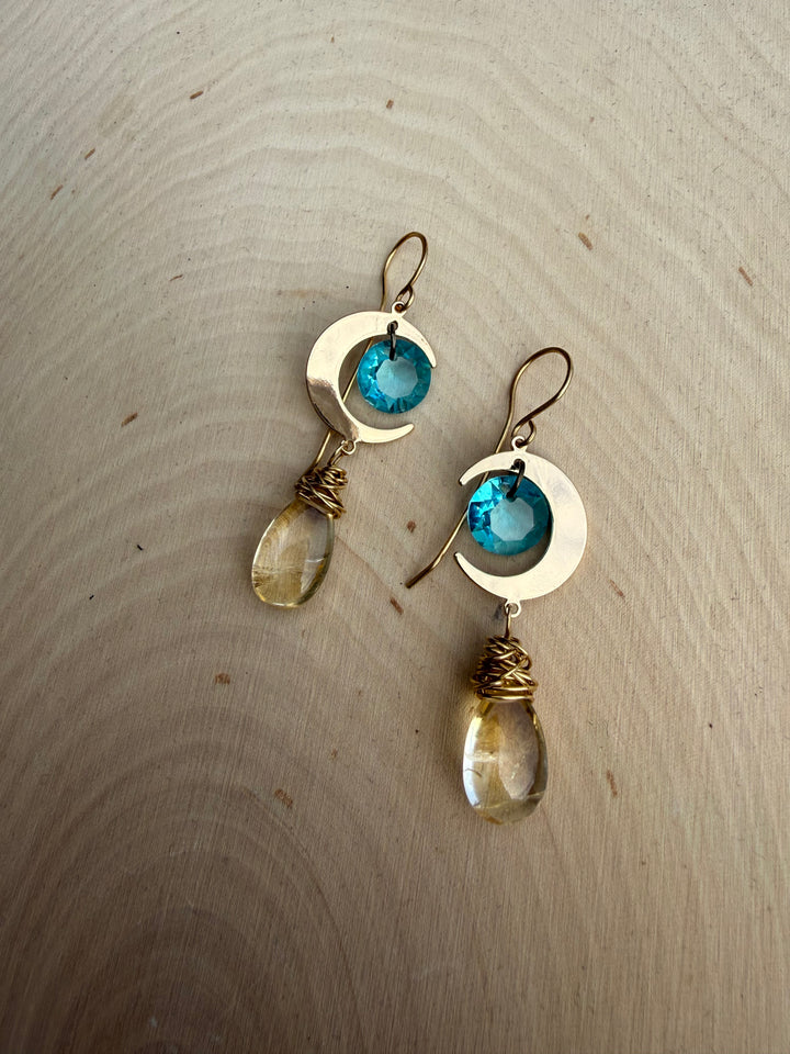 Mystic Moon Citrine Earrings Em'z Blendz Soap Co.