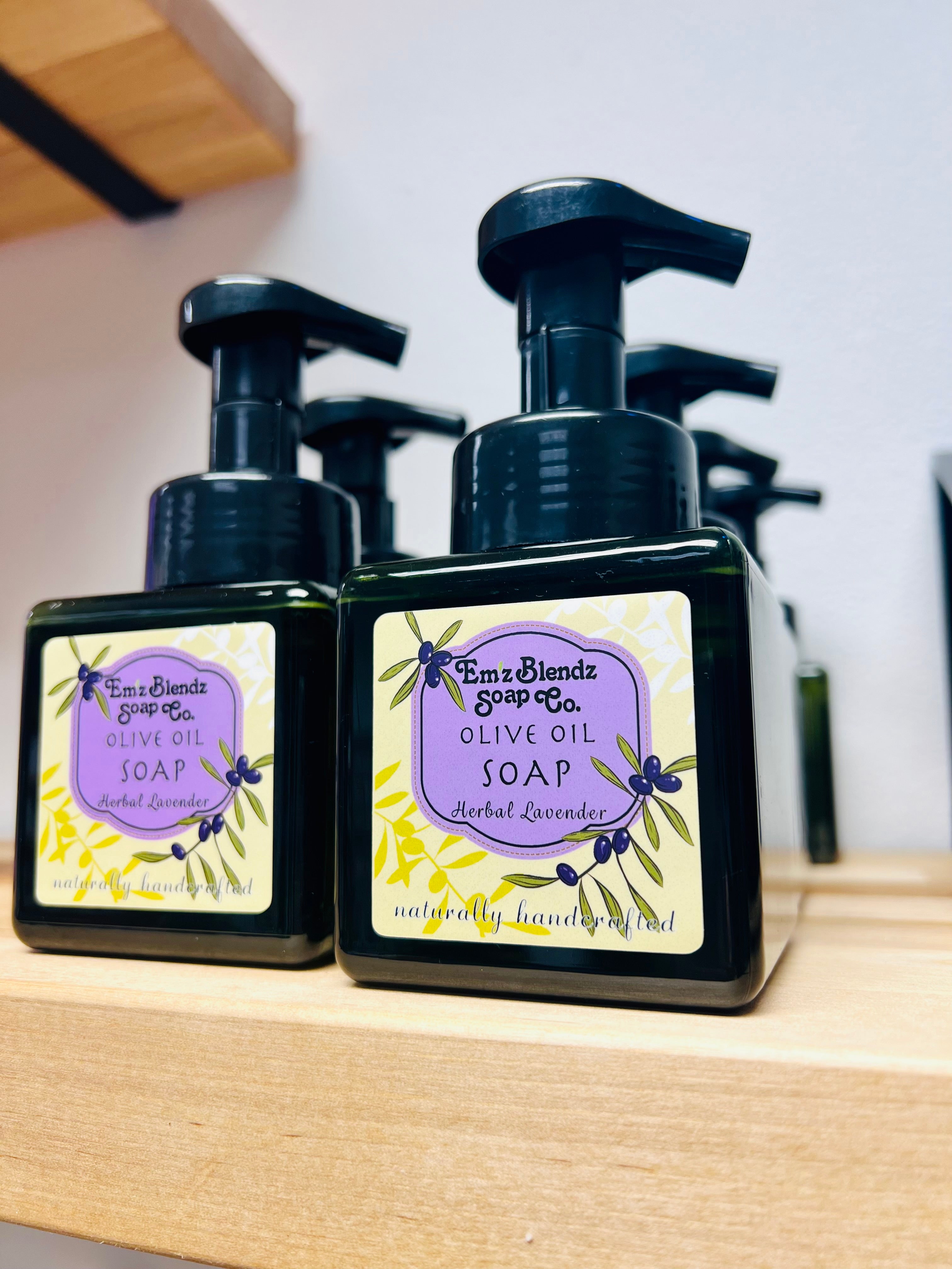 Herbal Lavender Foaming Soap | Olive Oil Castile Soap | Em'z Blendz
