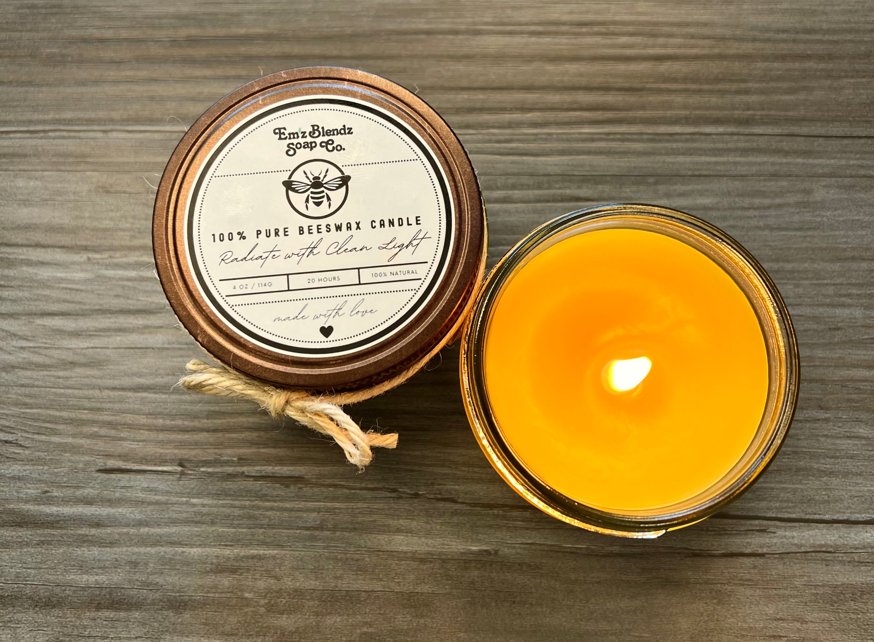 100% Pure Beeswax Candle | Oregon Bees | Em'z Blendz