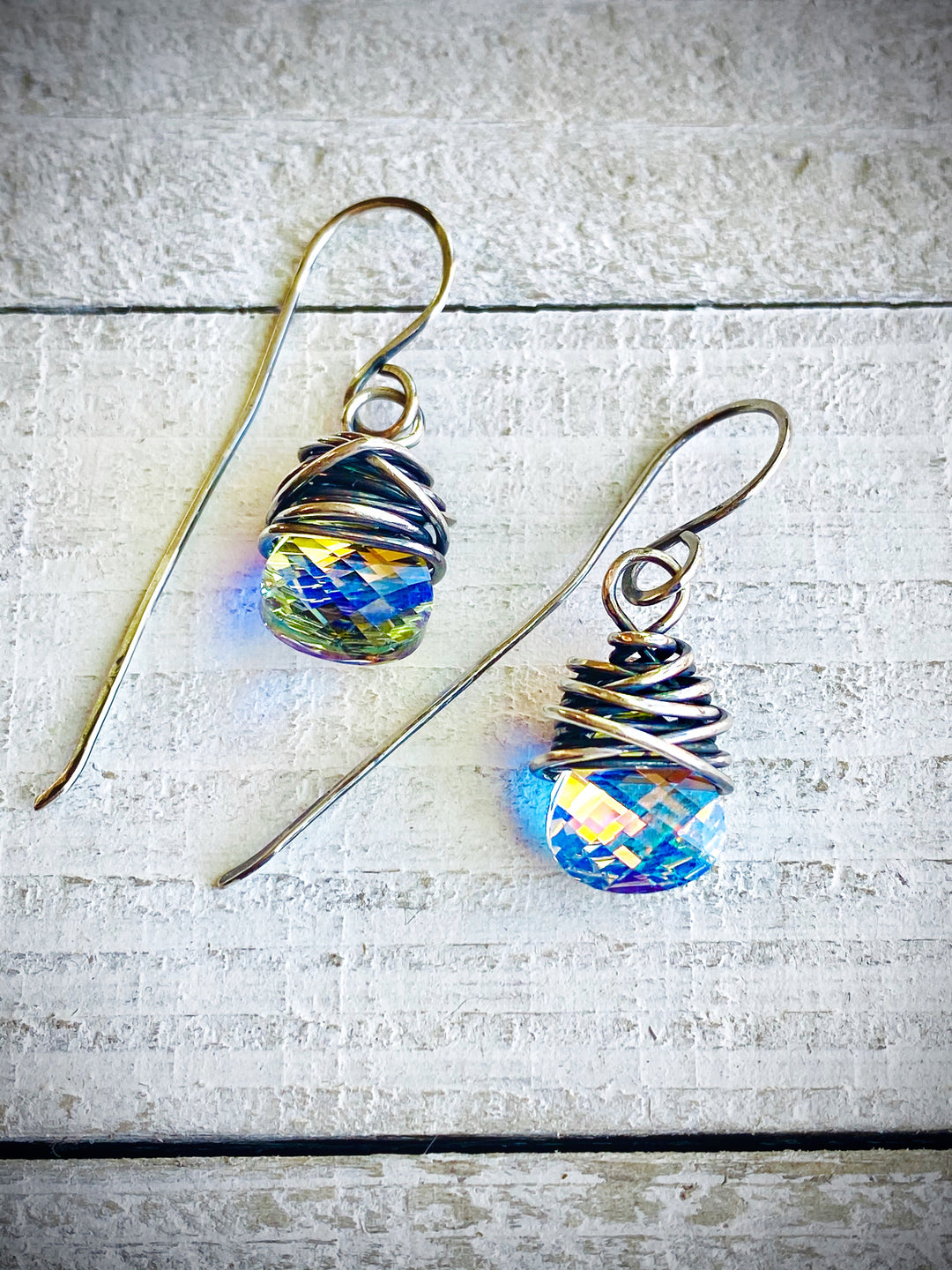 Orecchini con Swarovski Aurora Boreale - Gioielli - Orecchini - di ... | su Orecchini con Swarovski Aurora Boreale - Gioielli - Orecchini - di ... | su